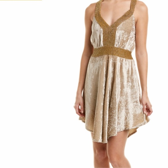 RAGA NWT Romantic Visions Beaded Velvet Mini Dress Size L - Picture 2 of 14